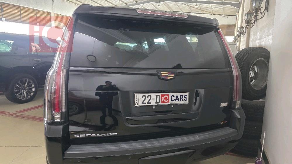 كاديلاك اسكاليد